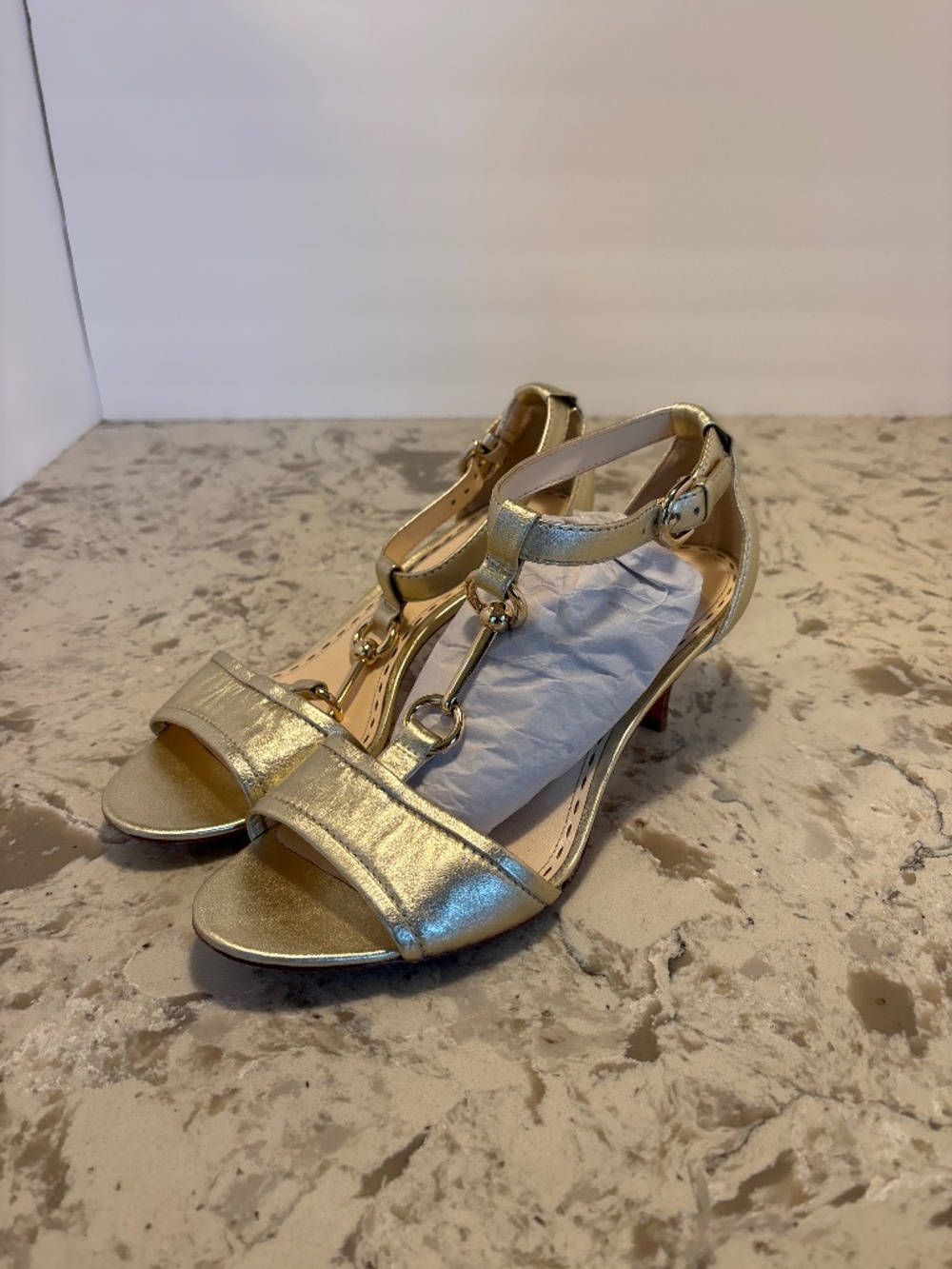Women’s Coach Gold Leather T Strap Kitten Heel Sandals Size 10